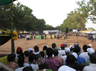 04 La Foule Au Meeting
